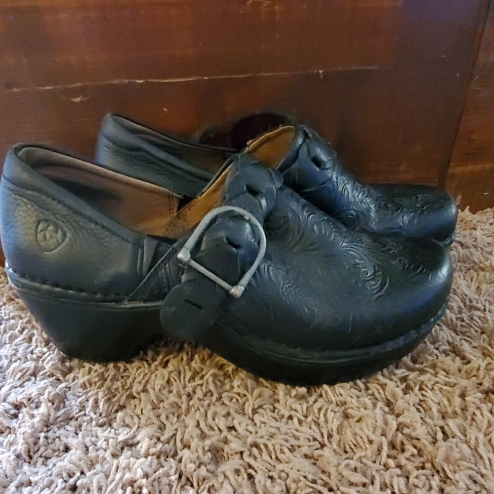 Ariat dress shoes